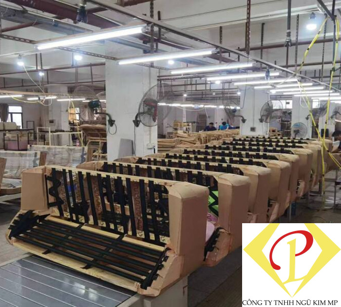 su-dung-dinh-ban-khung-sofa-8251